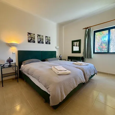 Luxury Modern T2 Ocean View - Free Parking - Pool