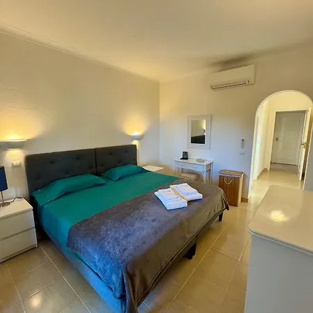 Luxury Modern T2 Ocean View - Free Parking - Pool Appartement *